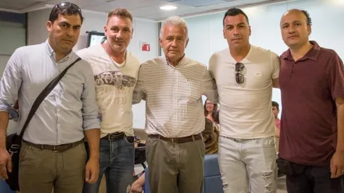 Barticciotto y Paredes con Valladares y la familia de Gustavo Gatica.