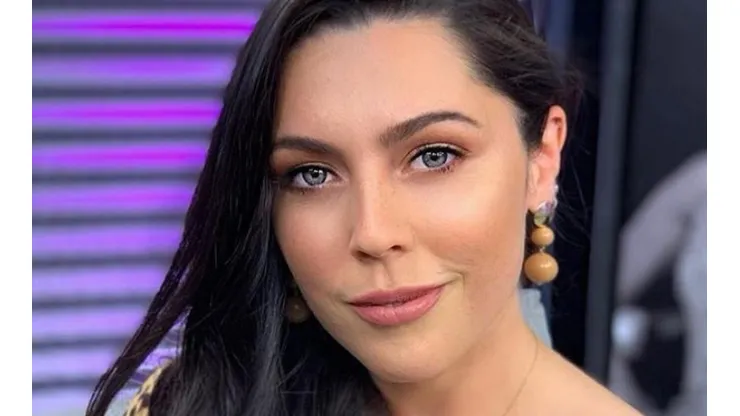 "Es wuea mía!": Daniela Aránguiz reacciona a crítica por su silencio ante el estallido social