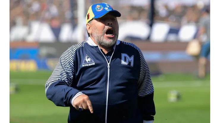 Maradona se fue de Gimnasia.
