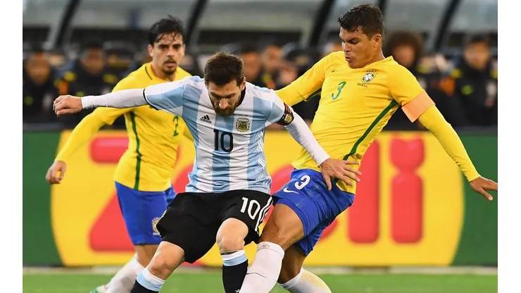 Tite: "El que compara a Messi con Pelé, pierde credibilidad"