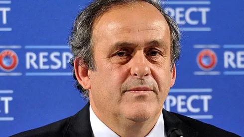 Platini le da unfollow al VAR: "Es una hermosa m****"