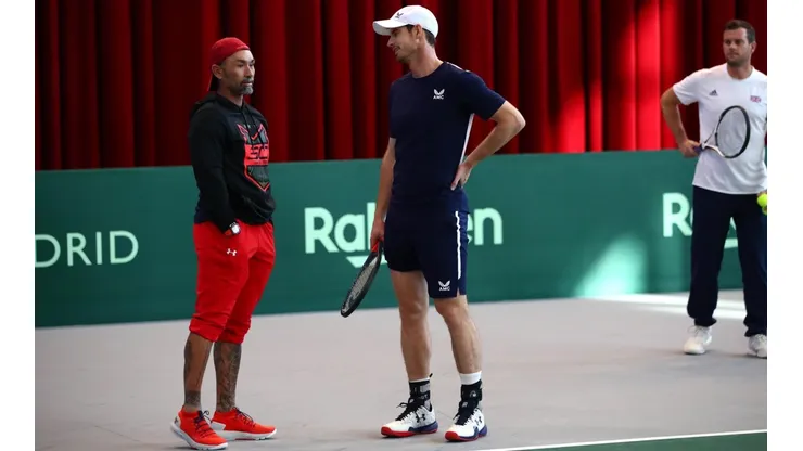 Murray dialogando de lo mejor con el Chino Ríos.