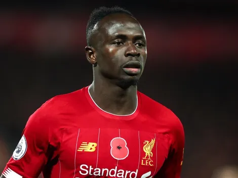 Mané cosecha aplausos por nuevo gesto de humildad