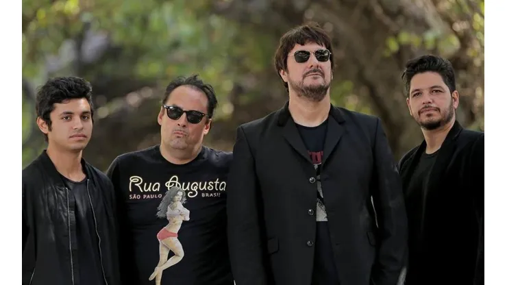 Los Tres postergan show en el Municipal