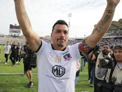 Paredes solicita autorización para "lienzos sociales" en los estadios