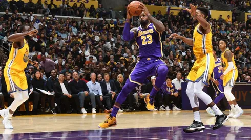 Video | Los Lakers aplastan y hunden a los Warrios en la NBA