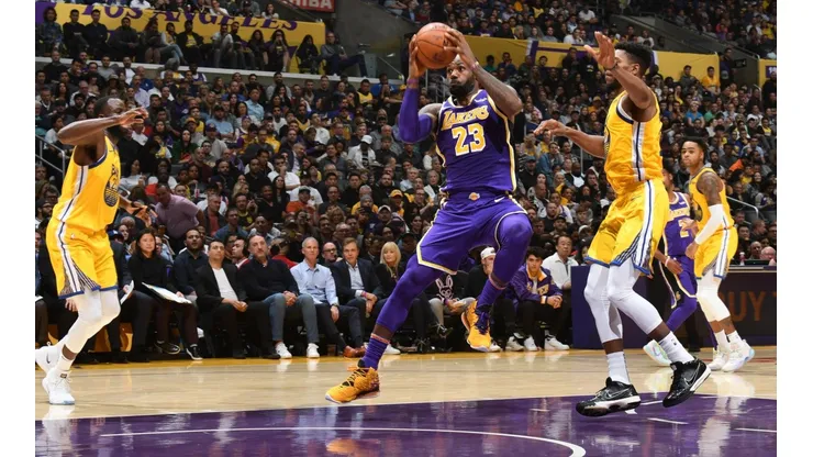 Video | Los Lakers aplastan y hunden a los Warrios en la NBA