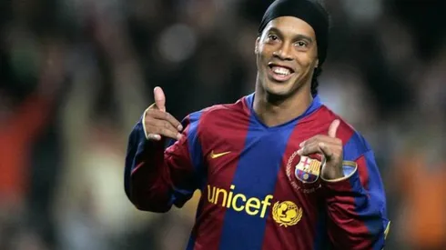 Para jugador del Chelsea: "Ronaldinho fue mejor que Messi y CR7"