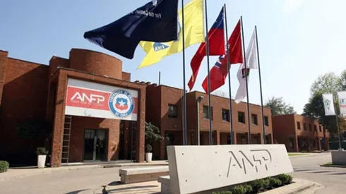 Reunión clave para el futuro del fútbol chileno.