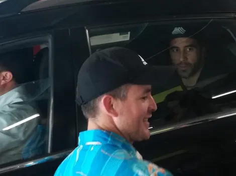 Amistoso contra Perú: Bravo llegó a Chile en completo silencio