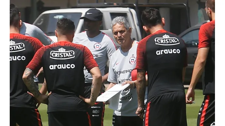 Reinaldo Rueda suma nuevos problemas en su preparación para las eliminatorias
