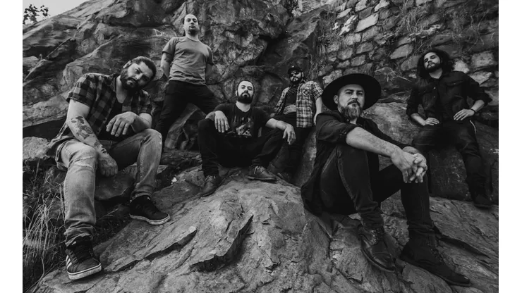 Kuervos del Sur presenta canción inspirada por la crisis social