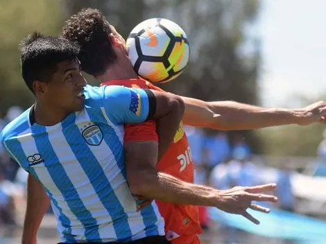 El fútbol chileno vuelve este mediodía y sin público en La Pintana