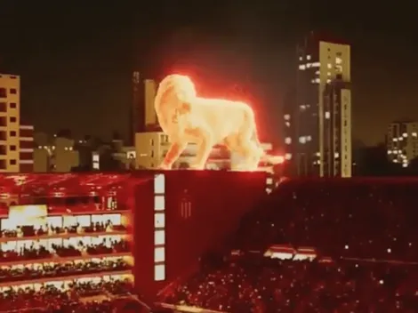León de fuego aparece en la inauguración del estadio de Estudiantes