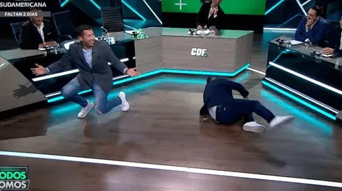 Tobi Vega en acción con Lucho Marín.