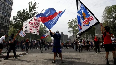 Barras bravas amenazan con boicotear el regreso del fútbol chileno