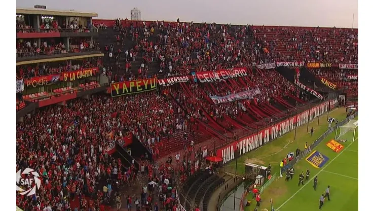 Colón anuncia 35.000 hinchas en Paraguay y buscan récord Guinness