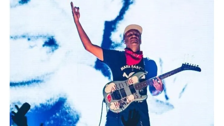 Tom Morello vuelve a demostrar apoyo a Chile