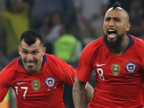 La Roja tiene nómina reducida y "extranjera" para el amistoso ante Perú