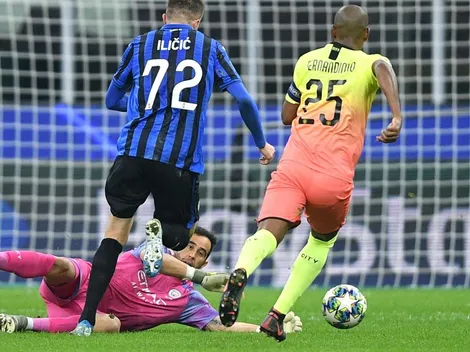 Amargura de Bravo: expulsado en empate del City contra Atalanta