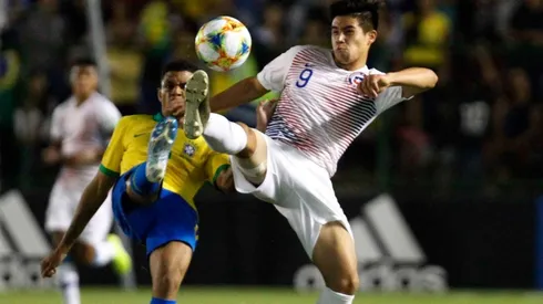 Chile vendió cara su derrota ante Brasil en Brasilia
