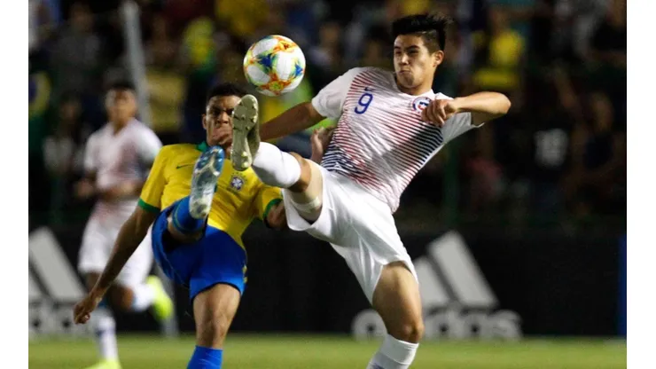 Chile vendió cara su derrota ante Brasil en Brasilia