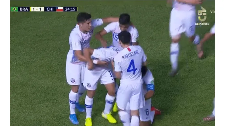 Cuadro a cuadro: El golazo de Joan Cruz para el empate de Chile