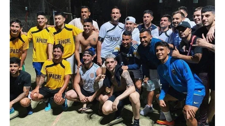 Tévez visitó el barrio de su niñez