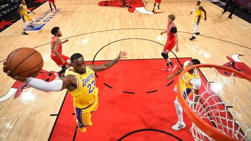 Video | LeBron con un triple-doble lidera el triunfo de los Lakers ante Chicago