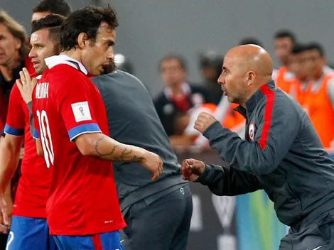 Sampaoli quiere a Valdivia en Santos