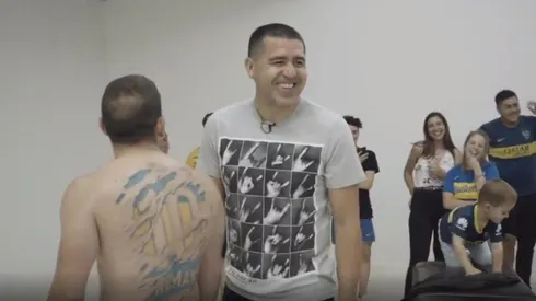 Riquelme, tatuajes y los hinchas.