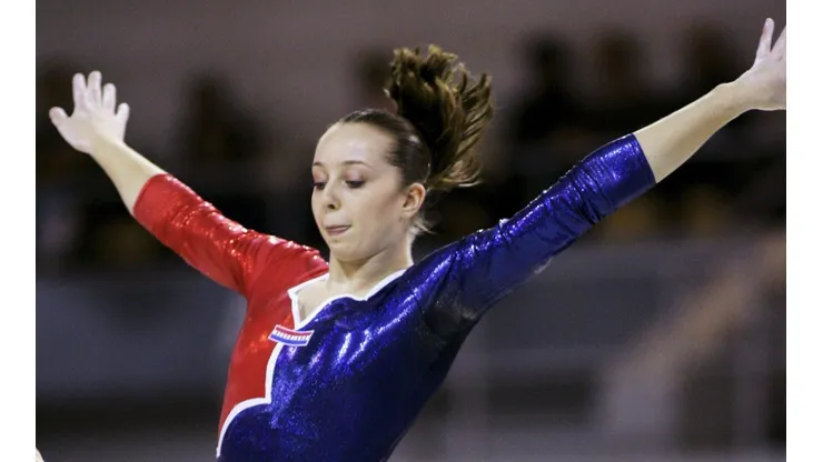 Verona van de Leur en los años en que brillaba en la gimnasia.