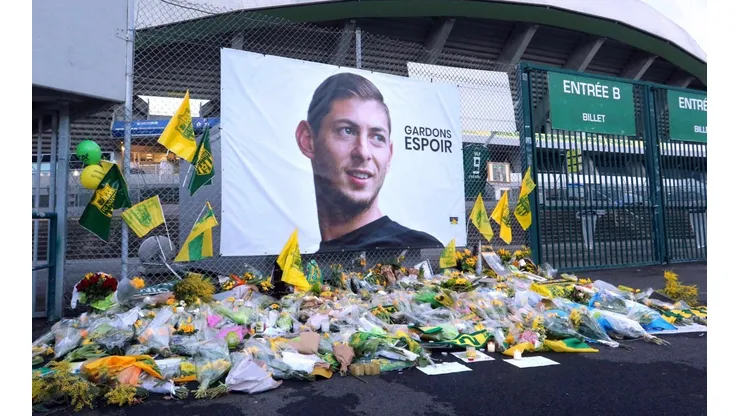 Uno de los tantos tributos que se le rindió a Emiliano Sala.