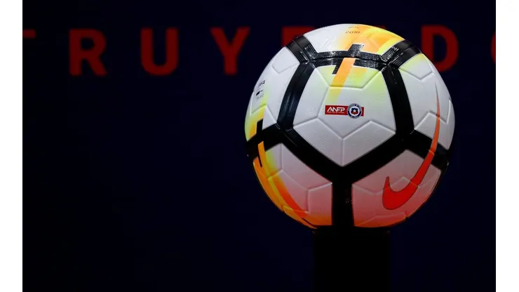 Este martes se decidirá el futuro del fútbol chileno.
