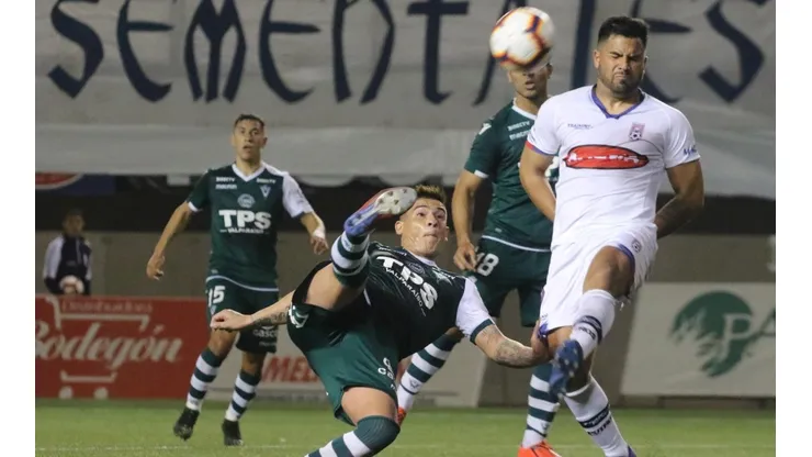 El Tobi Castro no va más en Santiago Wanderers