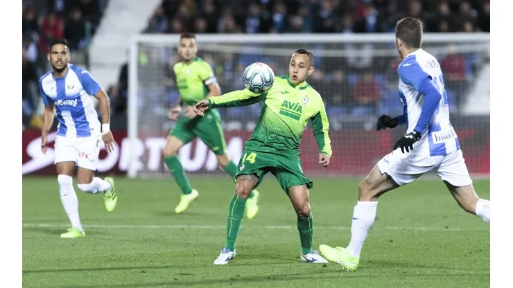 Fabián Orellana se viste de héroe en agónico triunfo del Eibar