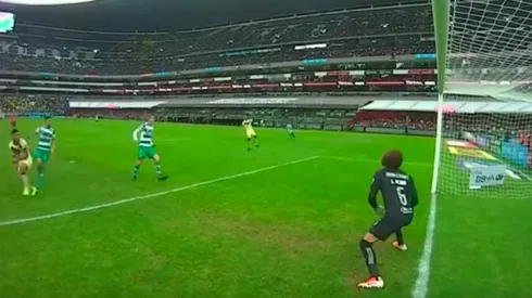 Diego Valdés deja parado a Memo Ochoa con un golazo en triunfo del Santos Laguna ante el América