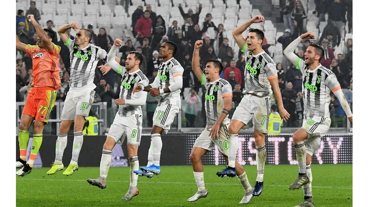 Torino y Juventus animan un nuevo clásico del fútbol italiano.