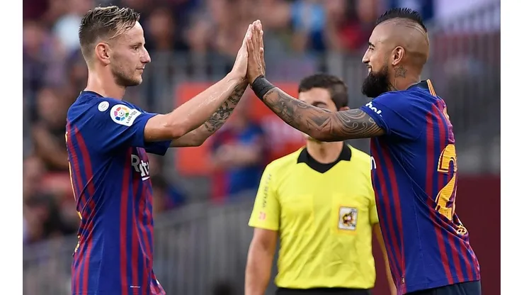 Iniesta le aconseja al Barcelona no vender a Iván Rakitic