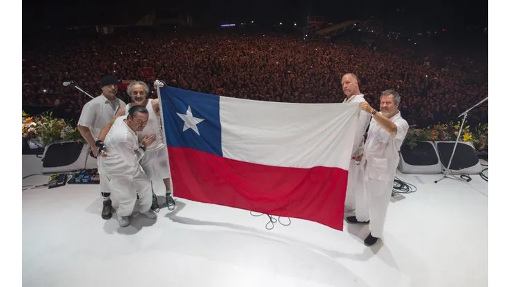 Faith No More está con el pueblo chileno.