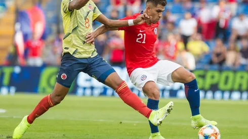 César Pinares apoya a Charles Aránguiz: "Les duele a muchos cuando les dices la verdad"