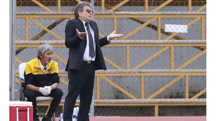 Peineta Garcés: "Nos están metiendo el dedo en la boca sin anestesia, por no decir en otra parte"