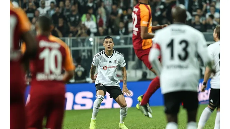Roco fue titular y jugó todo el partido