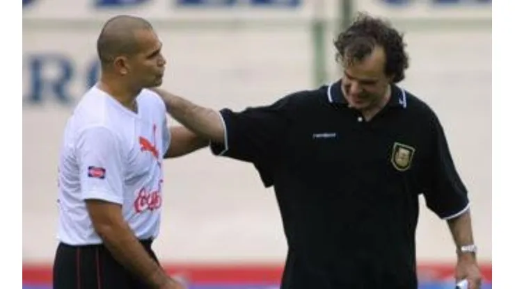 Chilavert le dispara a Bielsa: "Usted está a favor de los delincuentes"