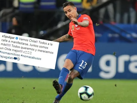 Erick Pulgar: "¡Vamos Chile! No más milicos, no más abusos"