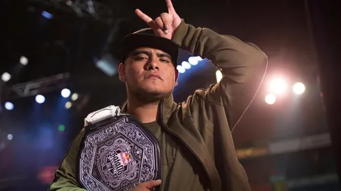 Aczino confirma que queda fuera de la BDM Deluxe