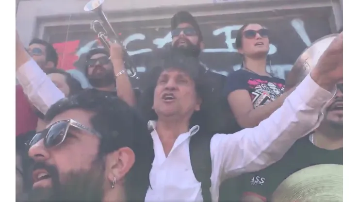 Banda Conmoción e Illapu se presentaron en Plaza Italia