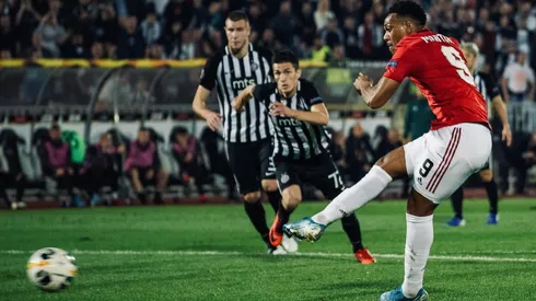 El United consiguió un apretado triunfo.