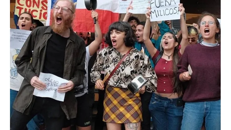 Mon Laferte a Piñera: ¿Cuánta gente más debe morir para que esto pare?