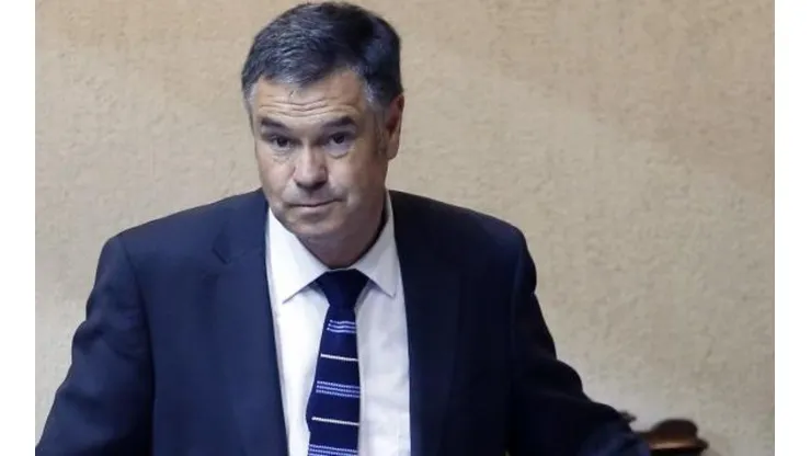 Manuel José Ossandón asegura que la quema del Metro se organizó en videojuegos